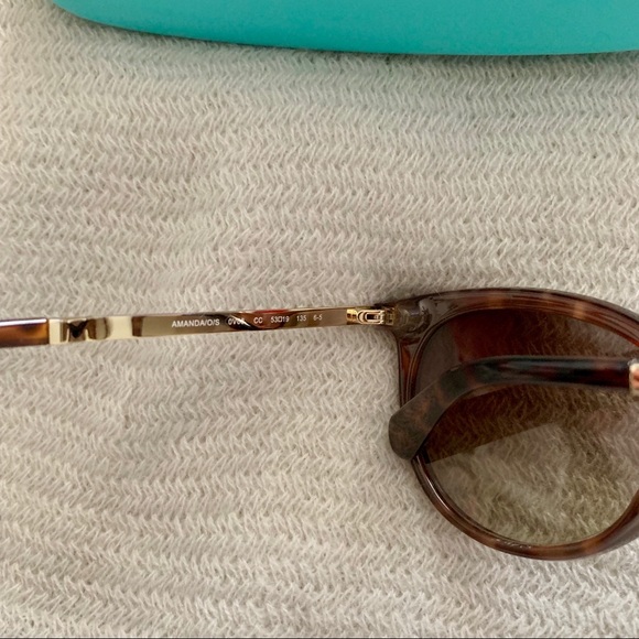 Kate Spade Amanda Sunglasses!😎🕶❤️. - Picture 5 of 7